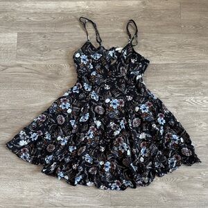 American Eagle Outfitters Floral Pattern Dress